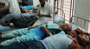 Police use batons, sound grenades on Ebtedayi march; 50 hurt