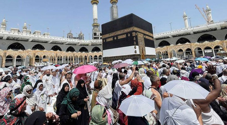 Saudi sets Hajj medical bar, bans seriously ill pilgrims