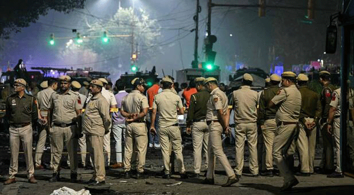 Indian capital car blast kills at least eight