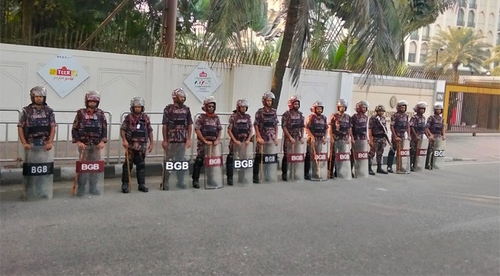 Govt deploys BGB in Dhaka, nearby districts