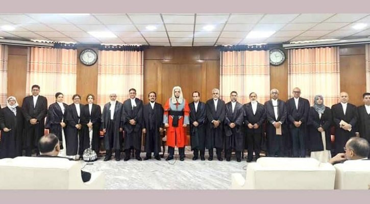 21 High Court judges sworn in