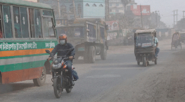 Dhaka’s air turns ‘very unhealthy’ today