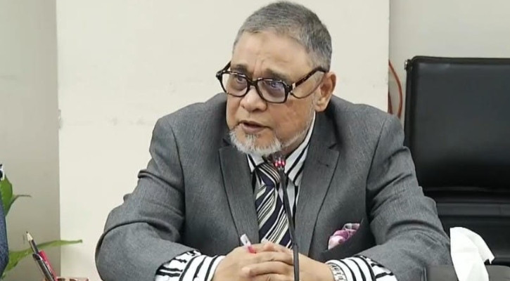 CEC asks parties to remove banned posters “right now”