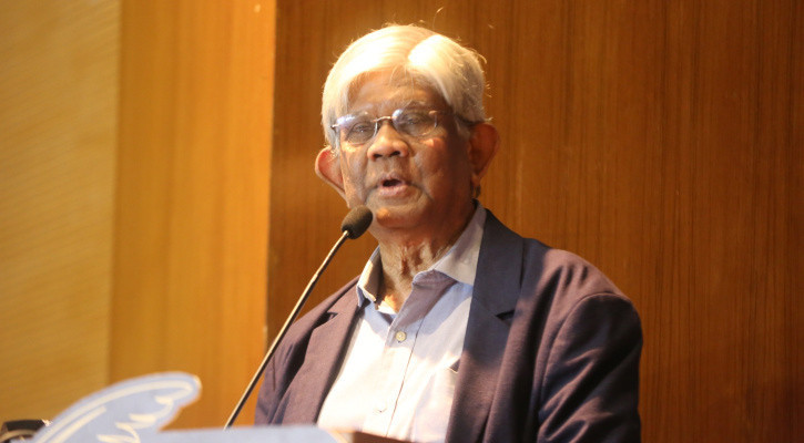 Economy not destroyed, conditions improving: Adviser