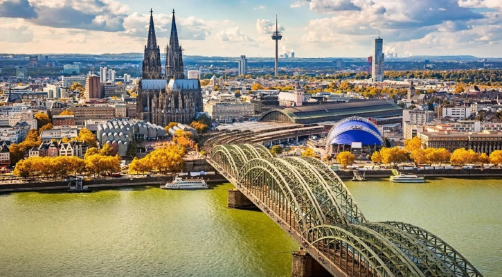 Europe-based Bangladeshis seek more voter time