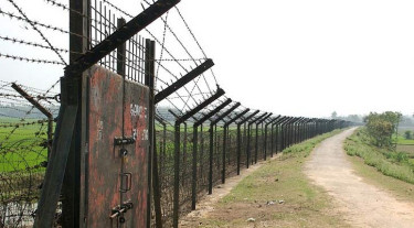 Bangladeshi shot dead by BSF fire