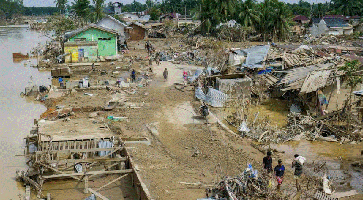 Indonesia flood death toll passes 1,000: rescuers