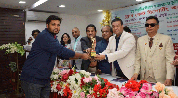 Nazmul Ahsan wins TRAB award for best reporting
