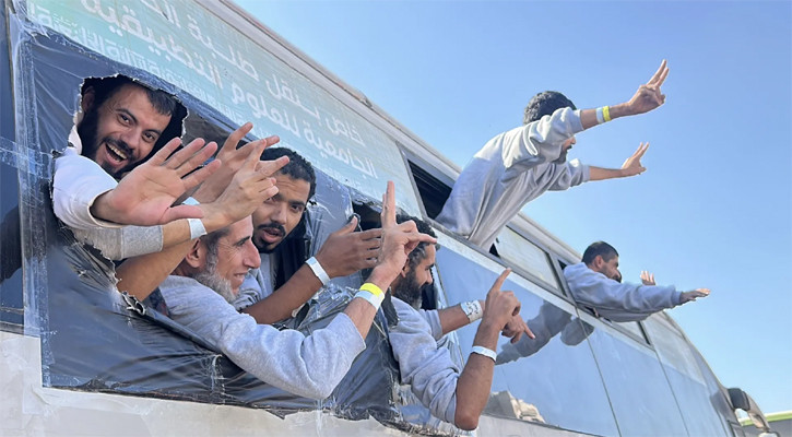 Israel releases 11 Palestinian detainees from Gaza custody