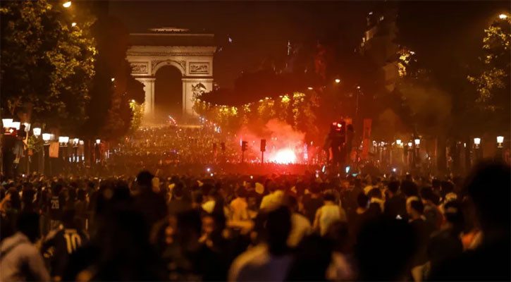 Over 400 arrested in France after PSG celebrations turn violent