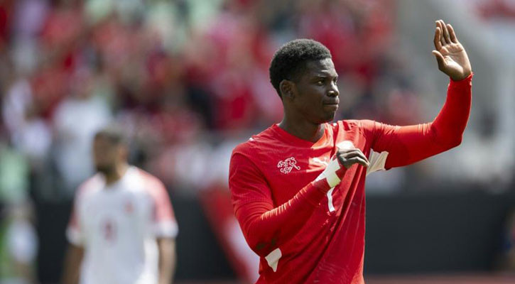 Switzerland's Embolo blocked from World Cup flight over visa issue