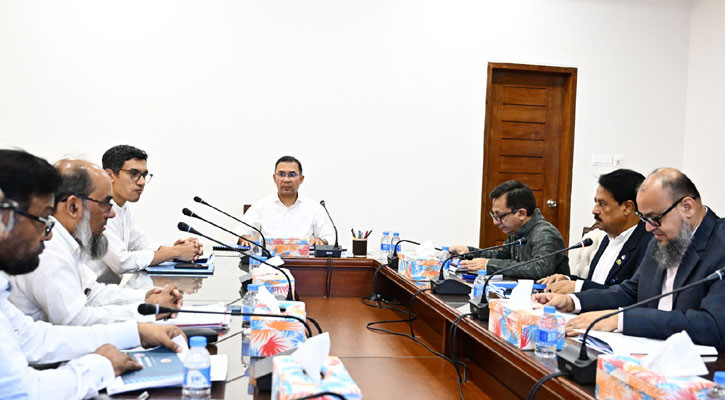 PM chairs meeting on reopening, management of closed factories