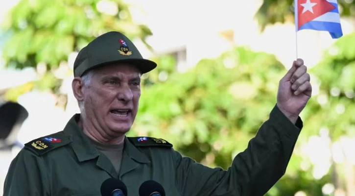 US imposes sanctions on Cuban president, Castro family members