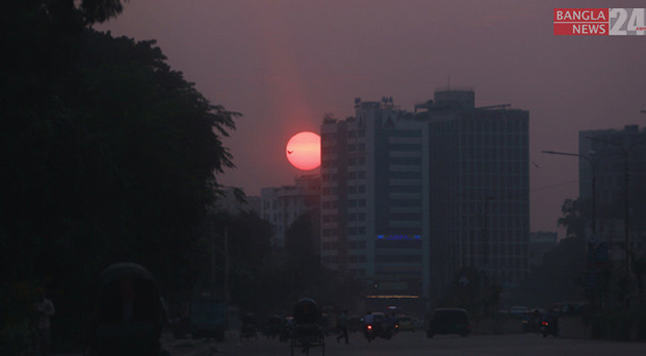Dhaka air ‘unhealthy for sensitive groups’ Friday morning