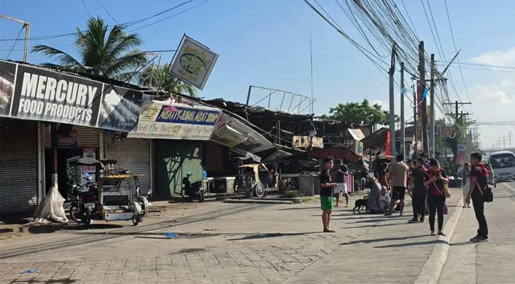 7.8-magnitude quake hits Philippines, Tsunami alerts issued