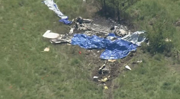 Twelve killed in USA plane crash