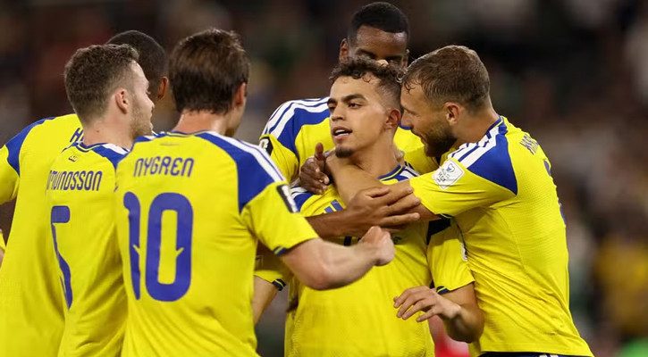 Ayari double helps Sweden crush Tunisia 5-1