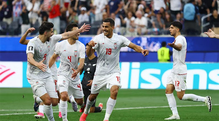 Iran fight back twice to hold New Zealand