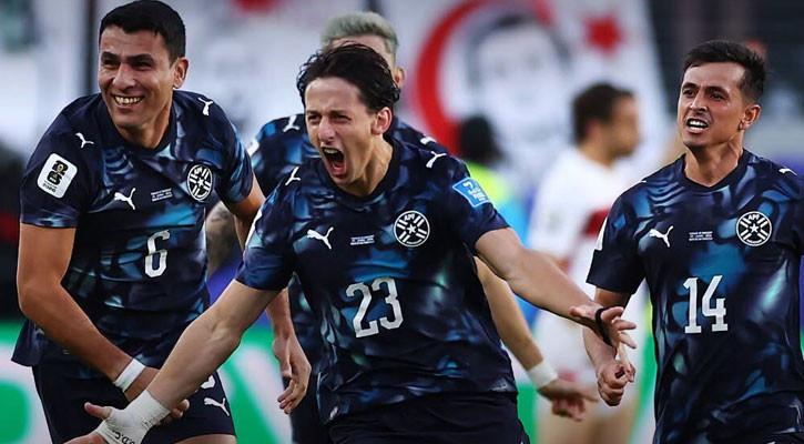 Paraguay stun Türkiye, seal top spot for USA in Group D
