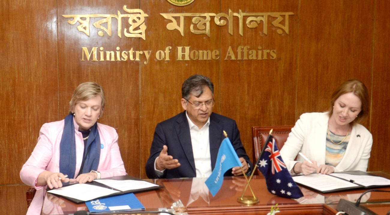 Australia, UNICEF sign Tk 137cr aid deal for Rohingya, host communities