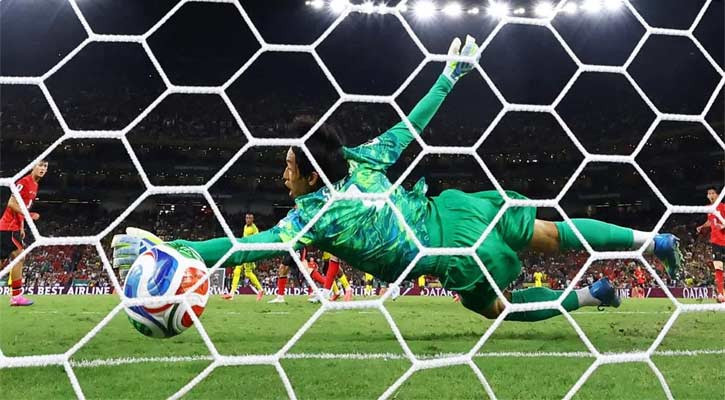 Maseko sends South Africa into World Cup knockouts