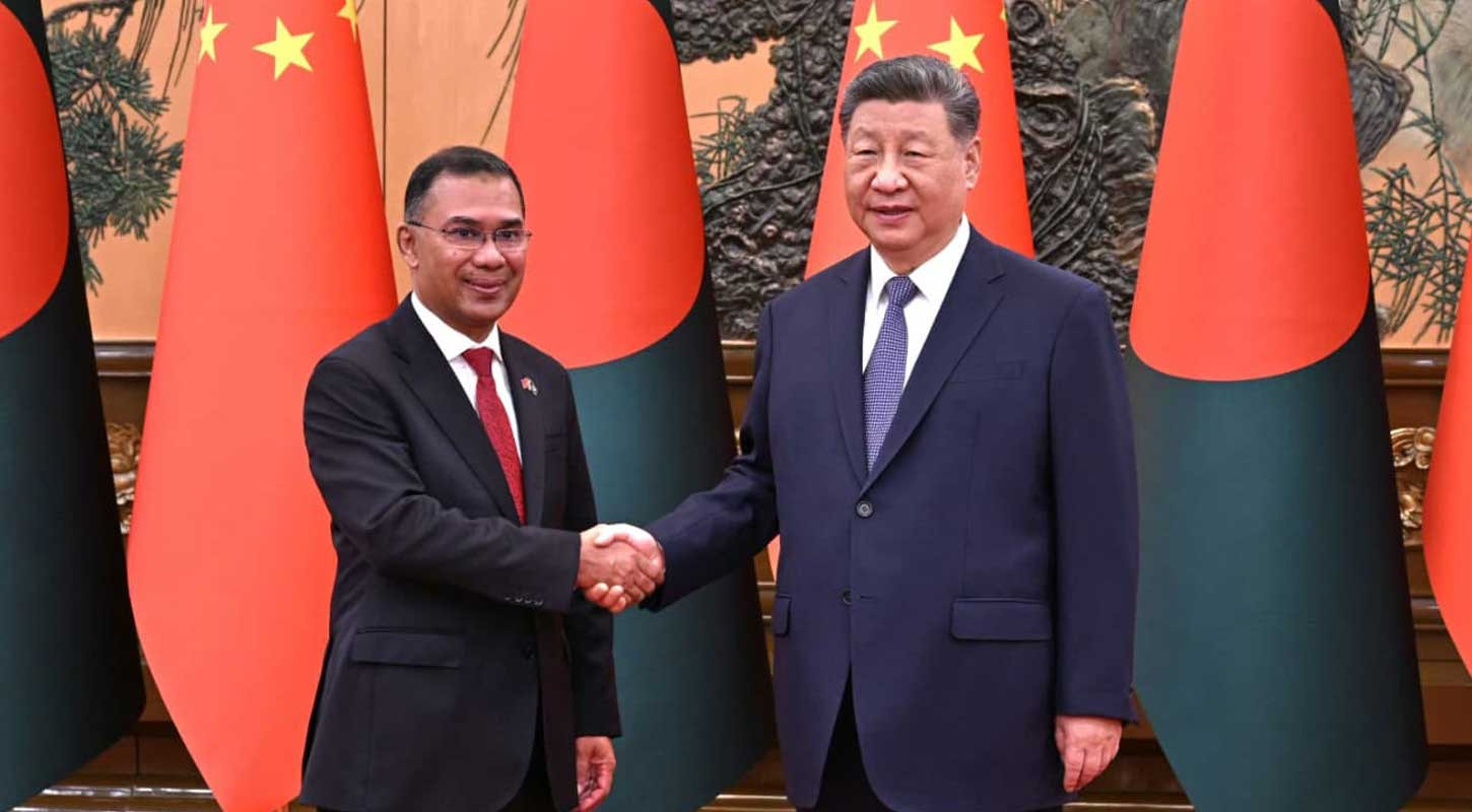 PM holds meeting with Chinese President Xi Jinping