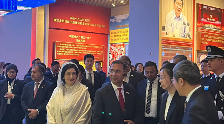 PM visits Communist Party museum in Beijing