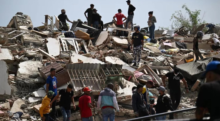 Earthquake death toll nears 1,000 in Venezuela