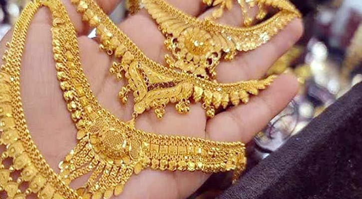 Gold prices cut by Tk 3,266 per bhori