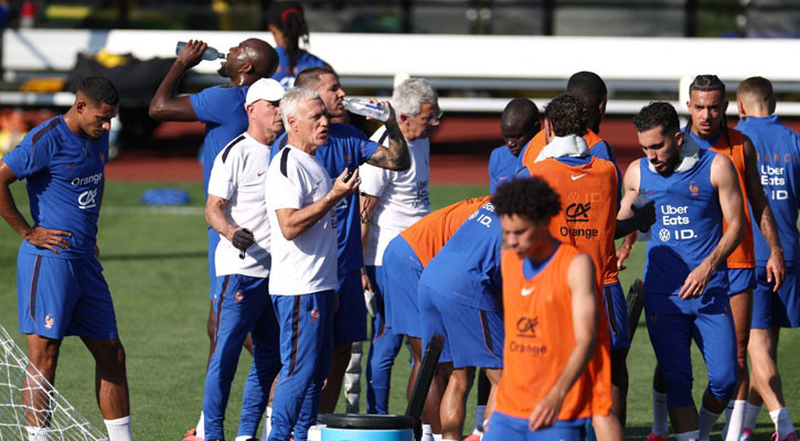 France brace for extreme heat ahead of World Cup last-16 clash with Paraguay