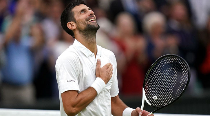 Djokovic passes Federer mark to reach Wimbledon quarters