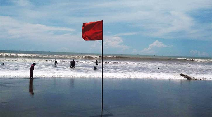 Signal 3 remains at seaports as coastal squalls likely