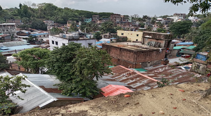 Flood, landslide fears rise as rain batters Khagrachhari