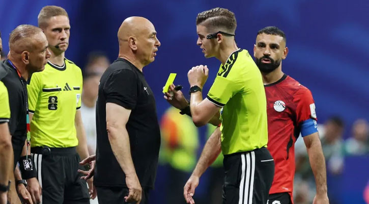 FIFA refereeing chief rejects bias claims in Argentina-Egypt game
