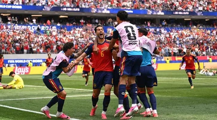 Spain beat Belgium to reach semis