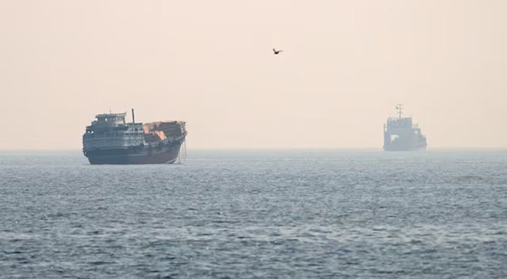 US demands Iran pledge to stop attacks on Hormuz shipping