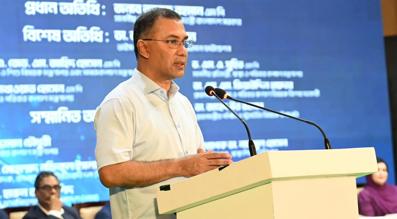 Medical students will help end treatment abroad: PM